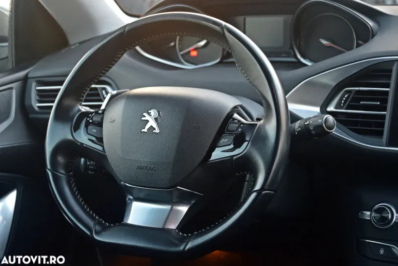 Peugeot 308 din 2019 cu 147.059 km - oferta PEU138829 - foto 28