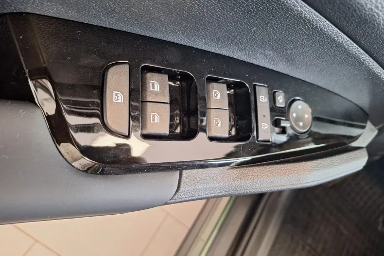 Kia Sportage din 2025 cu 0 km - oferta KIA138837 - foto 4