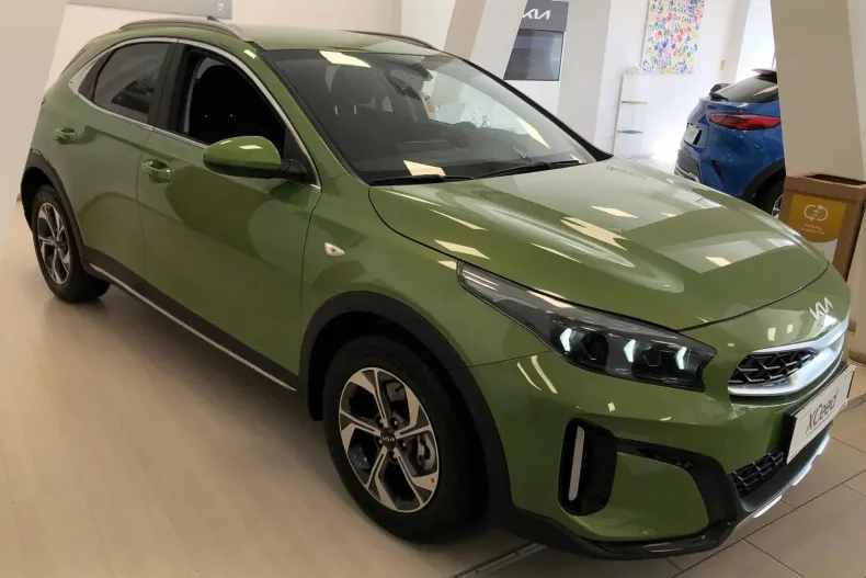 Kia XCeed din 2024 cu 1 km - oferta KIA138842 - foto 1
