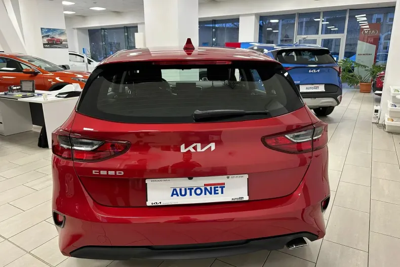 Kia Ceed din 2024 cu 5 km - oferta KIA138843 - foto 4