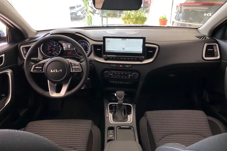 Kia XCeed din 2024 cu 1 km - oferta KIA138844 - foto 5