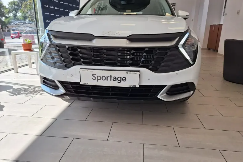 Kia Sportage din 2024 cu 5 km - oferta KIA138845 - foto 4