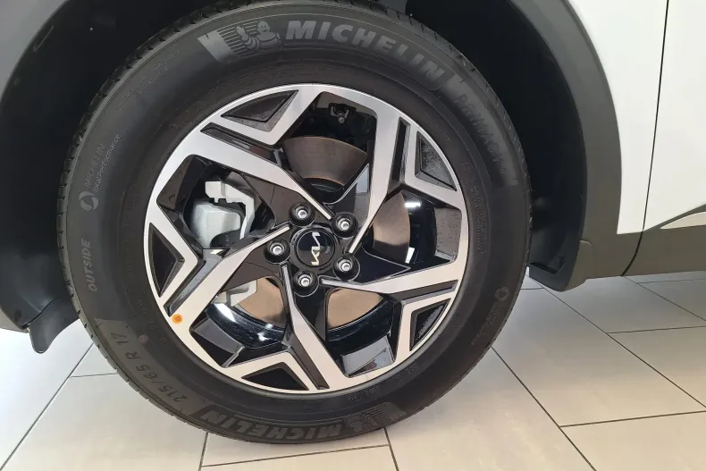 Kia Sportage din 2024 cu 5 km - oferta KIA138845 - foto 5