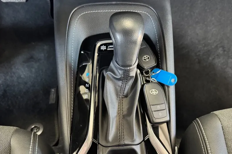 Toyota Corolla din 2023 cu 49.000 km - oferta TOY138854 - foto 13