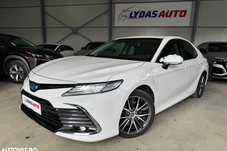 Toyota Camry din 2023 cu 108.000 km - oferta TOY138856 - foto 1