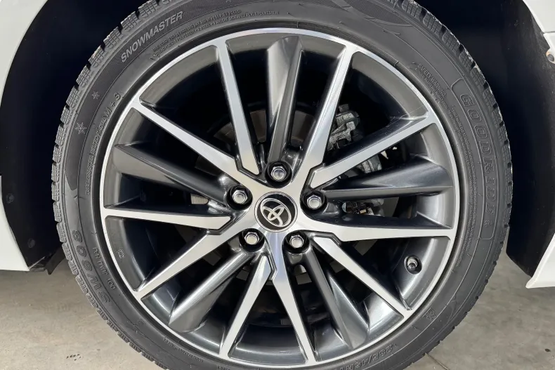 Toyota Camry din 2023 cu 108.000 km - oferta TOY138856 - foto 26