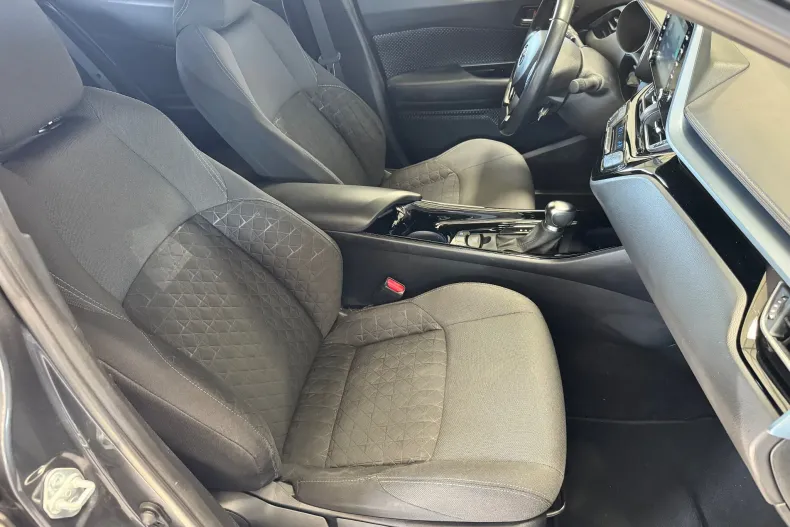 Toyota C-HR din 2021 cu 115.000 km - oferta TOY138860 - foto 15