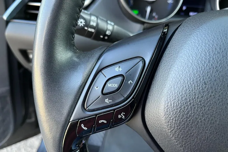 Toyota C-HR din 2020 cu 89.000 km - oferta TOY138864 - foto 21