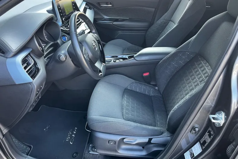 Toyota C-HR din 2020 cu 89.000 km - oferta TOY138864 - foto 25