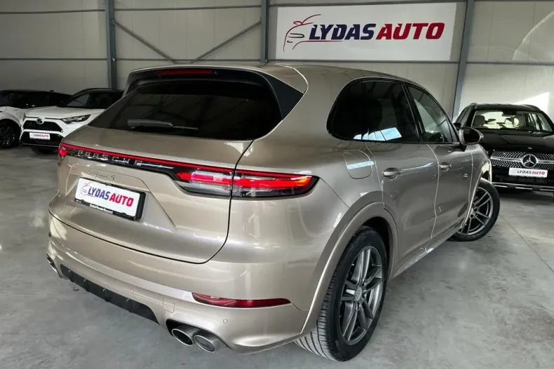 Porsche Cayenne din 2019 cu 102.000 km - oferta POR138869 - foto 3