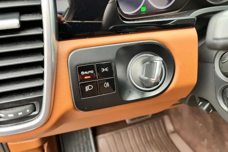 Porsche Cayenne din 2019 cu 102.000 km - oferta POR138869 - foto 20