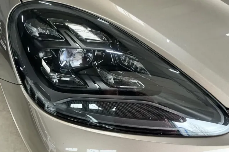 Porsche Cayenne din 2019 cu 102.000 km - oferta POR138869 - foto 35