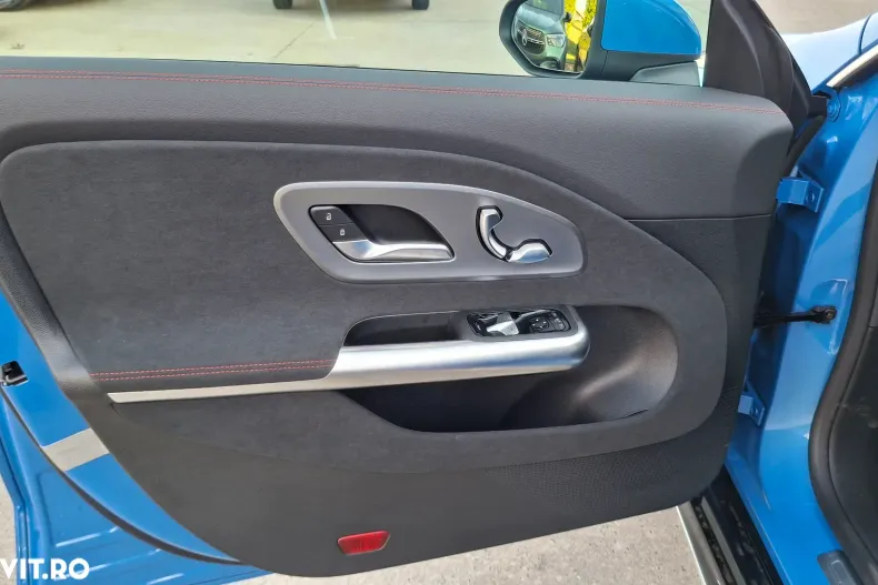 Mercedes-Benz CLA din 2025 cu 5 km - oferta MER138872 - foto 11