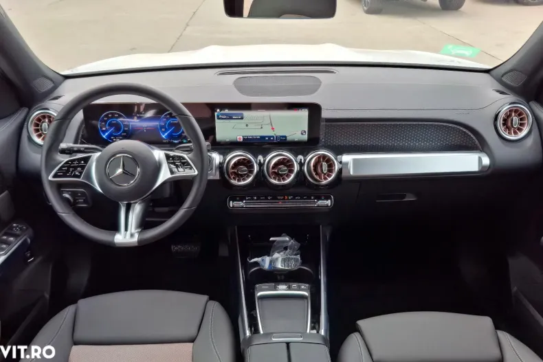 Mercedes-Benz EQB din 2025 cu 3.000 km - oferta MER138875 - foto 9