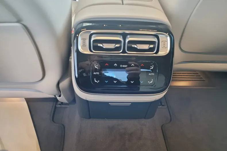 Mercedes-Benz S din 2024 cu 1 km - oferta MER138889 - foto 13