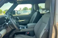 Land Rover Defender din 2024 cu 7.000 km - oferta LAN138894 - foto 3