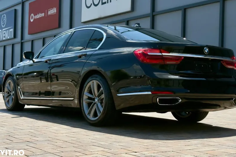 BMW Seria 7 din 2019 cu 110.000 km - oferta BMW138908 - foto 3