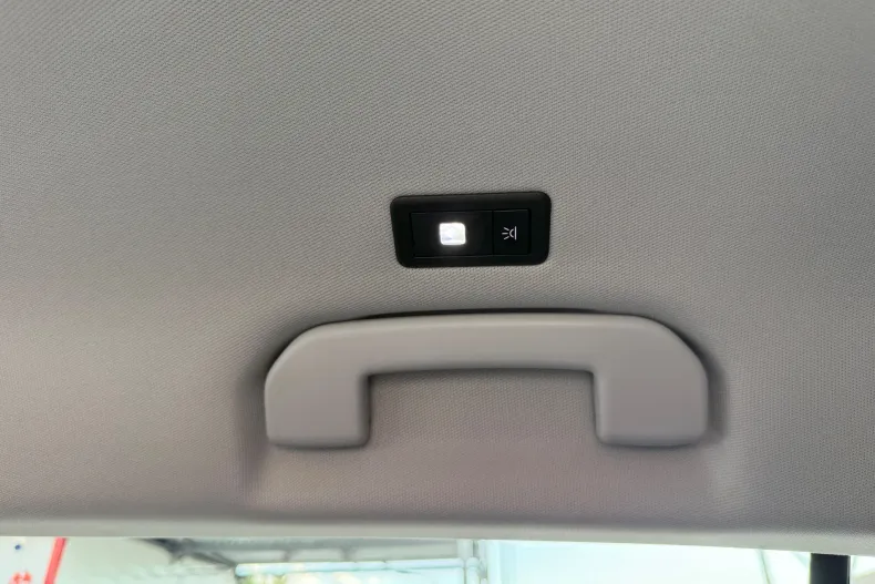 Peugeot 408 din 2023 cu 41.300 km - oferta PEU138910 - foto 23