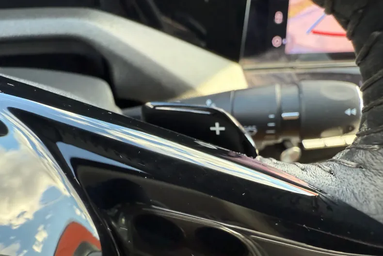 Peugeot 408 din 2023 cu 41.300 km - oferta PEU138910 - foto 32