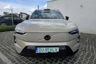Volvo EX90 din 2024 cu 760 km - oferta VOL138923 - foto 4