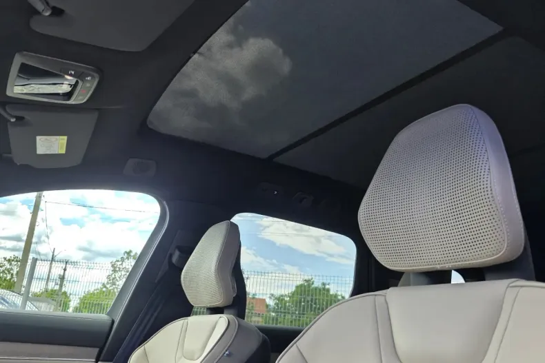 Volvo EX90 din 2024 cu 760 km - oferta VOL138923 - foto 28