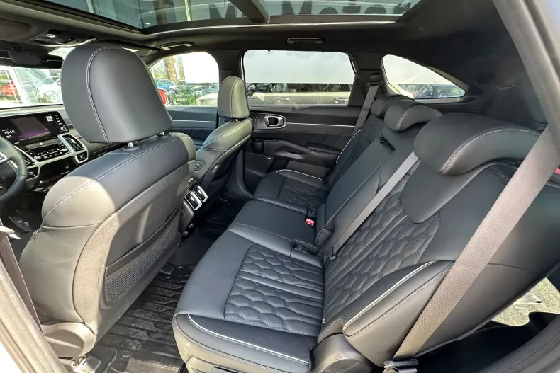 Kia Sorento din 2023 cu 20 km - oferta KIA138937 - foto 13