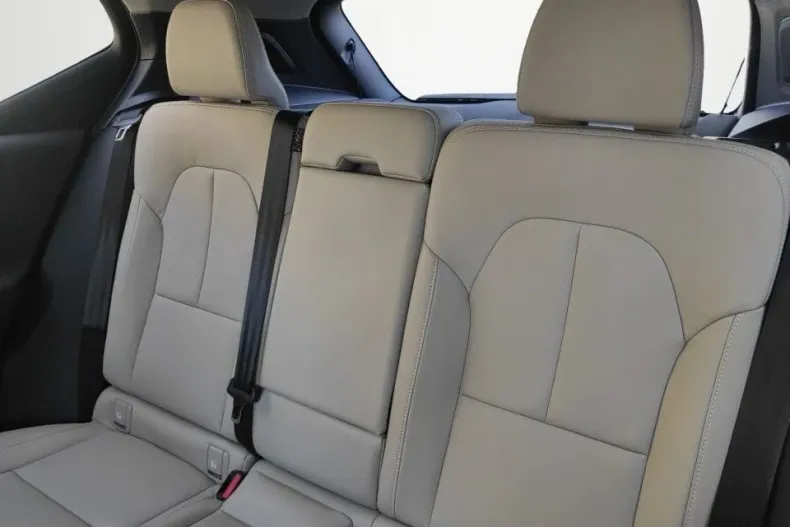 Volvo XC40 din 2025 cu 100 km - oferta VOL138939 - foto 12