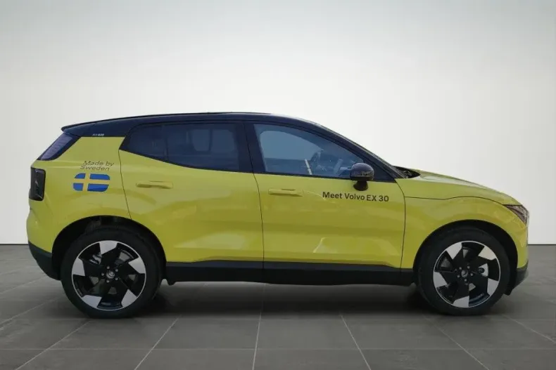 Volvo EX30 din 2025 cu 1.000 km - oferta VOL138940 - foto 7