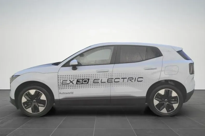 Volvo EX30 din 2025 cu 1 km - oferta VOL138941 - foto 3