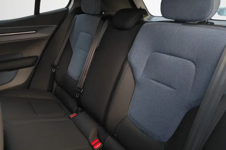 Volvo EX30 din 2025 cu 1 km - oferta VOL138941 - foto 13