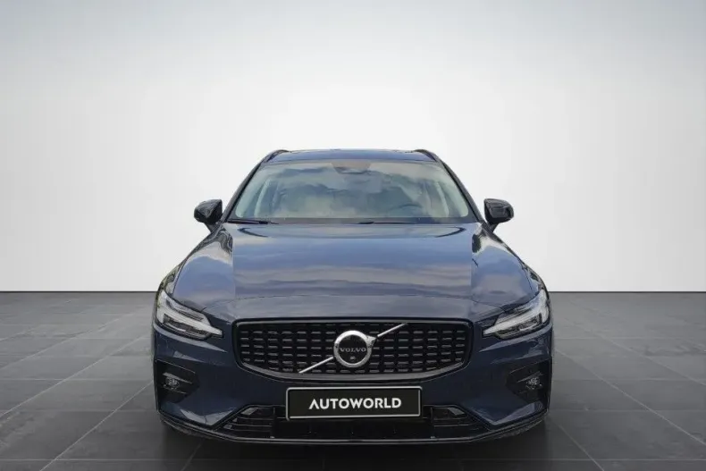 Volvo V60 din 2025 cu 1 km - oferta VOL138942 - foto 2