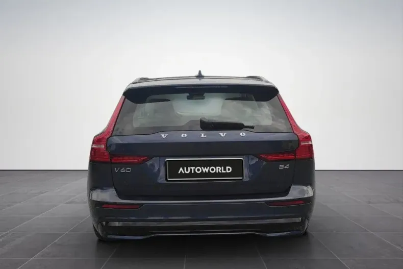 Volvo V60 din 2025 cu 1 km - oferta VOL138942 - foto 5