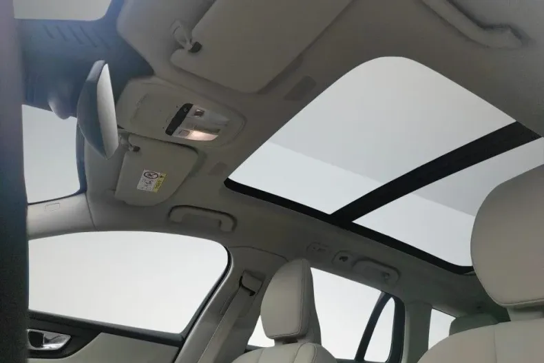 Volvo V60 din 2025 cu 1 km - oferta VOL138942 - foto 18