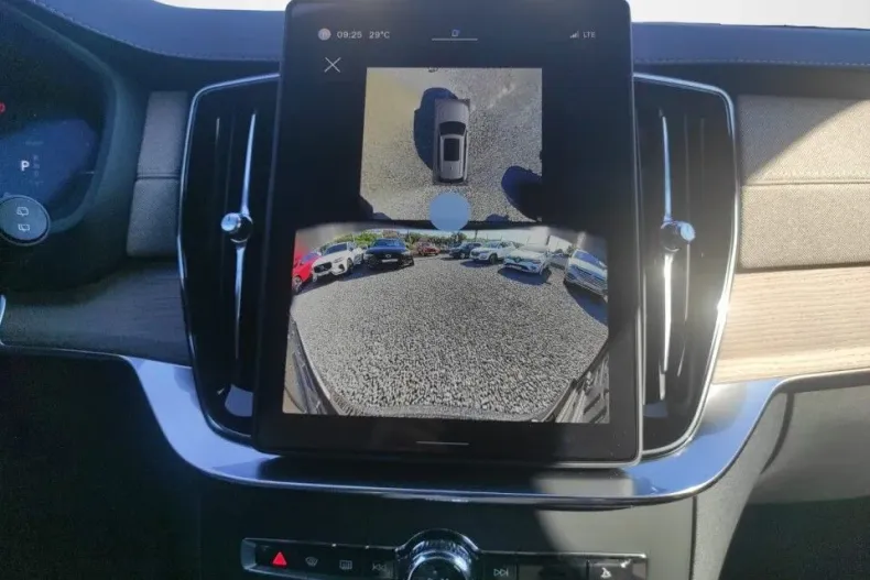 Volvo XC90 din 2025 cu 7 km - oferta VOL138944 - foto 11