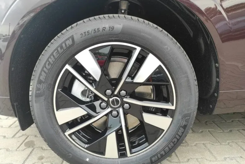 Volvo XC60 din 2025 cu 4.000 km - oferta VOL138945 - foto 20