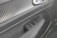 Volvo XC40 din 2024 cu 6.500 km - oferta VOL138947 - foto 13