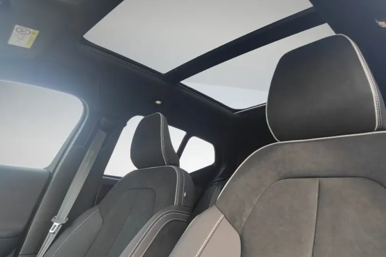 Volvo XC40 din 2024 cu 6.500 km - oferta VOL138947 - foto 15