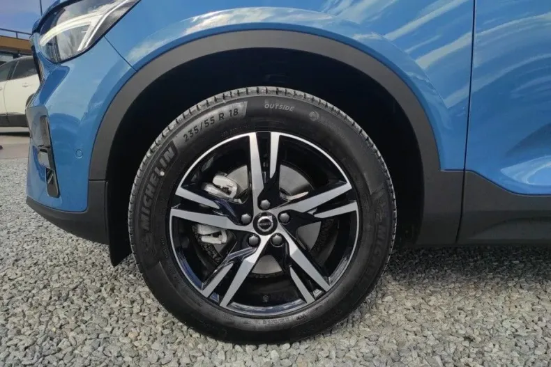 Volvo XC40 din 2024 cu 6.500 km - oferta VOL138947 - foto 20