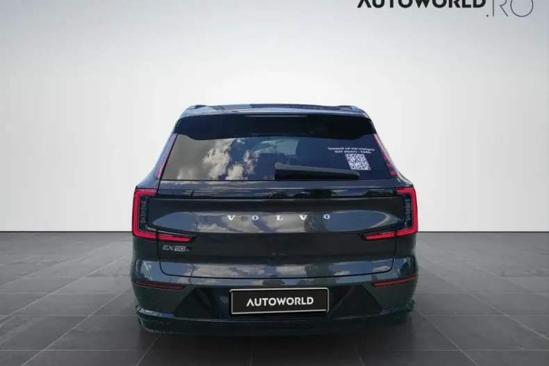 Volvo EX90 din 2024 cu 5.500 km - oferta VOL138948 - foto 5