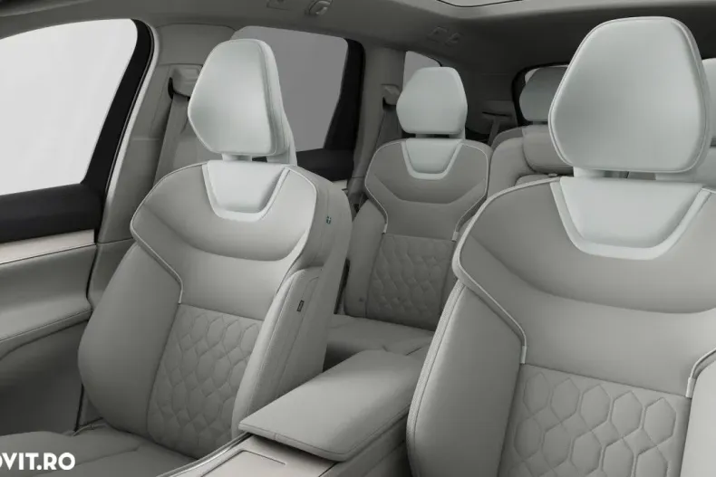 Volvo EX90 din 2024 cu 5.500 km - oferta VOL138948 - foto 29