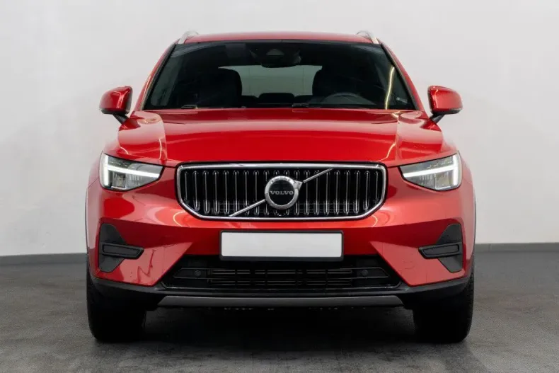 Volvo XC40 din 2023 cu 9.000 km - oferta VOL138950 - foto 4
