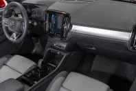 Volvo XC40 din 2023 cu 9.000 km - oferta VOL138950 - foto 13