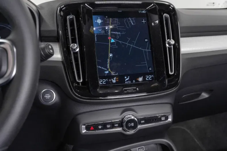 Volvo XC40 din 2023 cu 9.000 km - oferta VOL138950 - foto 15