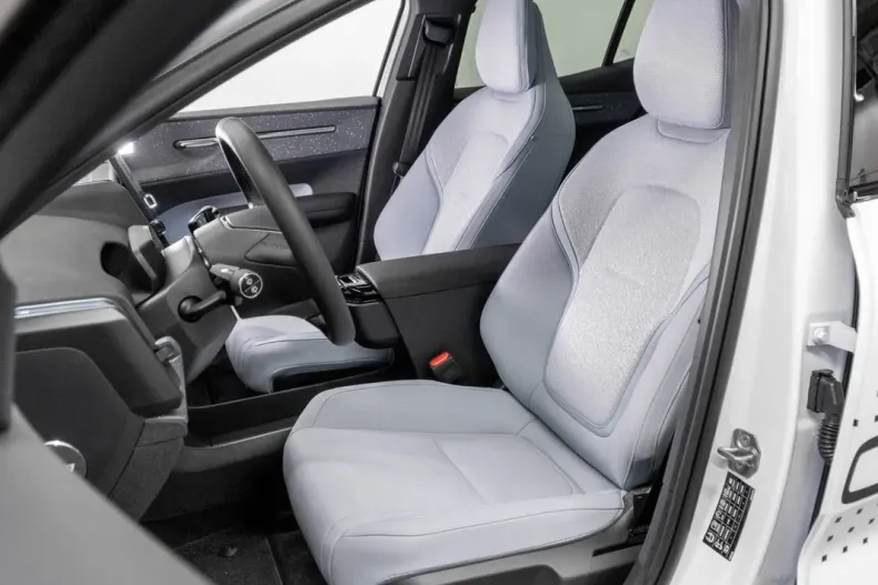 Volvo EX30 din 2024 cu 5.000 km - oferta VOL138951 - foto 20