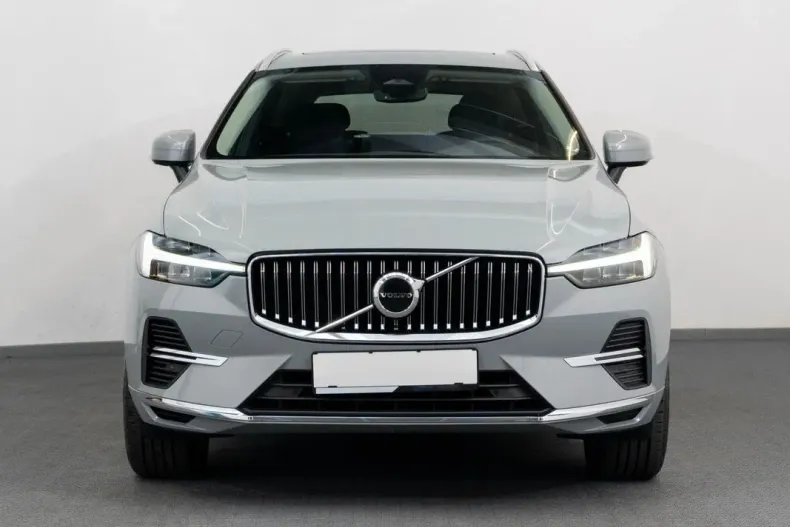 Volvo XC60 din 2024 cu 50 km - oferta VOL138952 - foto 4
