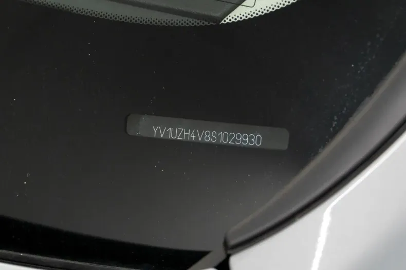 Volvo XC60 din 2024 cu 50 km - oferta VOL138952 - foto 9