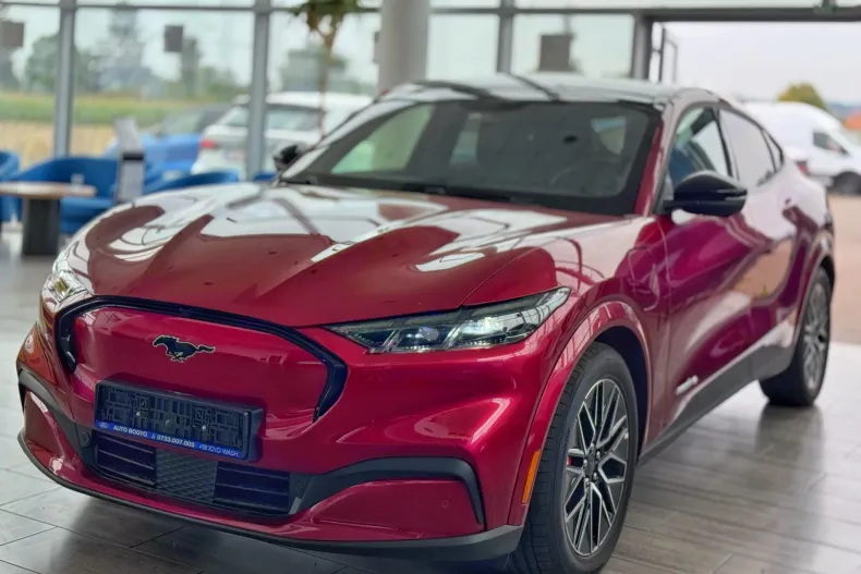 Ford Mustang Mach-E din 2025 cu 1 km - oferta FOR138957 - foto 2