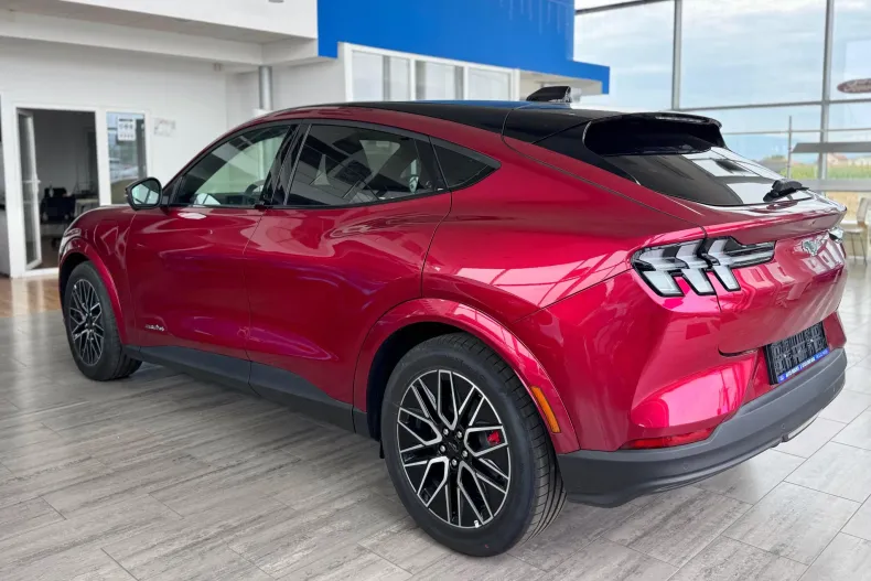 Ford Mustang Mach-E din 2025 cu 1 km - oferta FOR138957 - foto 4