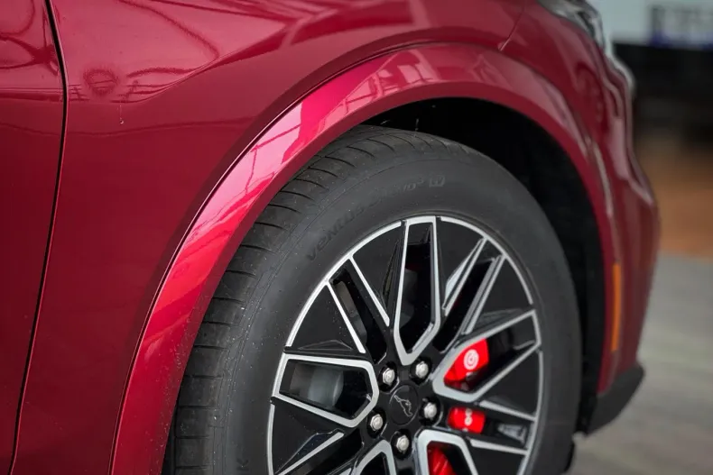 Ford Mustang Mach-E din 2025 cu 1 km - oferta FOR138957 - foto 14