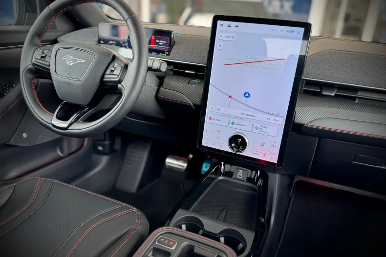 Ford Mustang Mach-E din 2025 cu 1 km - oferta FOR138957 - foto 17